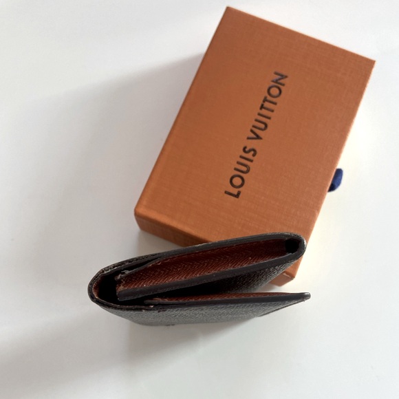 Louis Vuitton Classic Monogram Business Card Holder - Picture 9 of 9